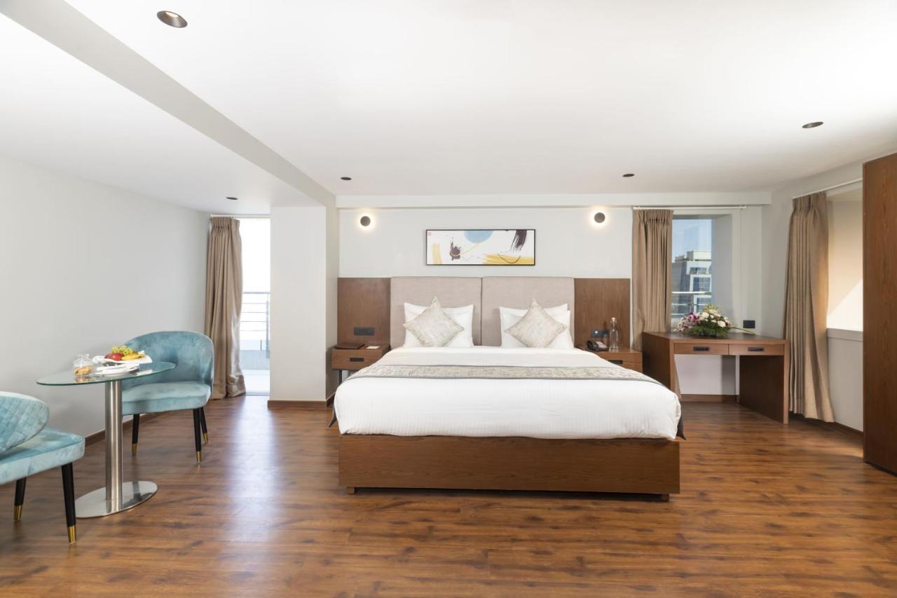 Ramee International Surat Hotel Eksteriør billede