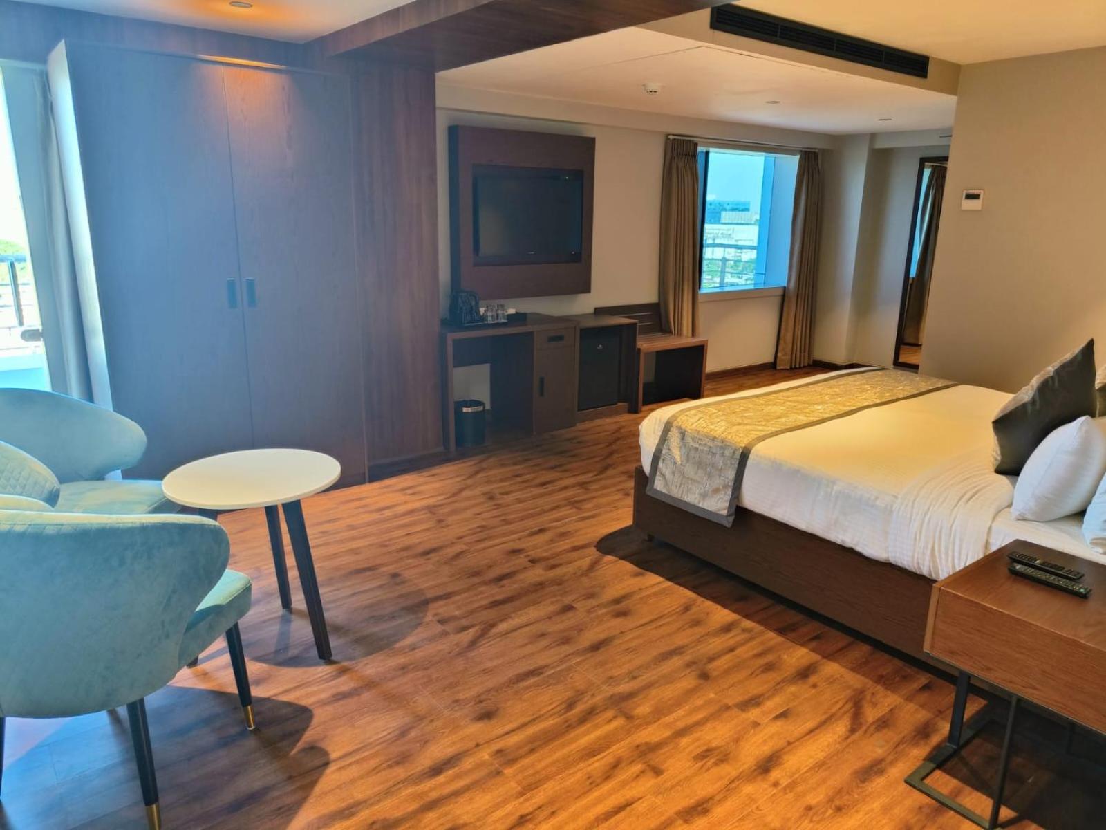 Ramee International Surat Hotel Eksteriør billede